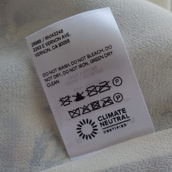 SOLD* Reformation Juliette Dress - Pompadour - Picture 10 of 10